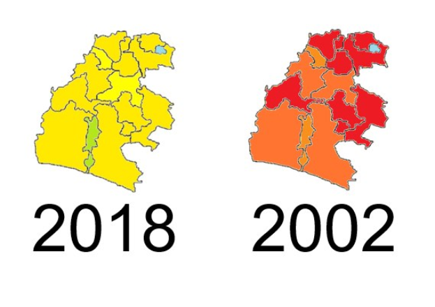 Eine weiße Deutschlandkarte mit 2018 und 2002 Provinzen in Gelb, Rot und Orange hervorgehoben, mit etwas Text im Hintergrund.