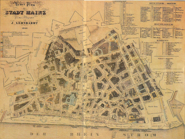 Ein altes, detailliertes Stadtplan von Mainz, Deutschland, der Straßen, Gebäude und Sehenswürdigkeiten mit Textanmerkungen zeigt.